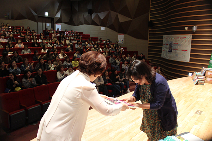 3da0254a196418ecd2673c4419ddf48c_1462174