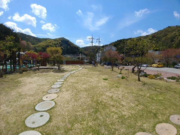 d498ed4d732674ace39a7f9c5b21e2ff_1492653