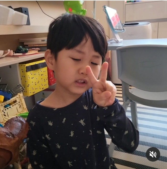 f3d8c18150ce5d707c33ddf1983010f6_1647993